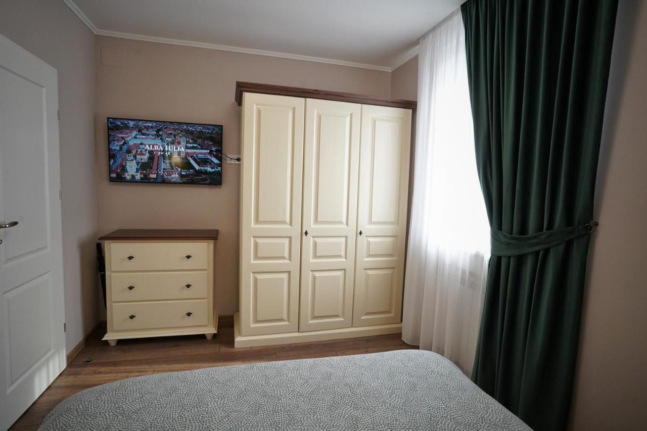 Apartamentul Cetatii Alba Iulia Exteriör bild
