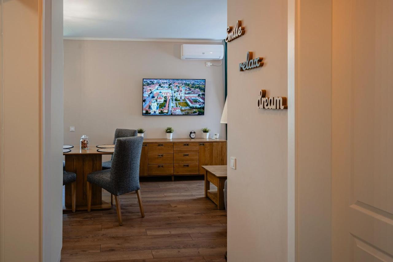 Apartamentul Cetatii Alba Iulia Exteriör bild