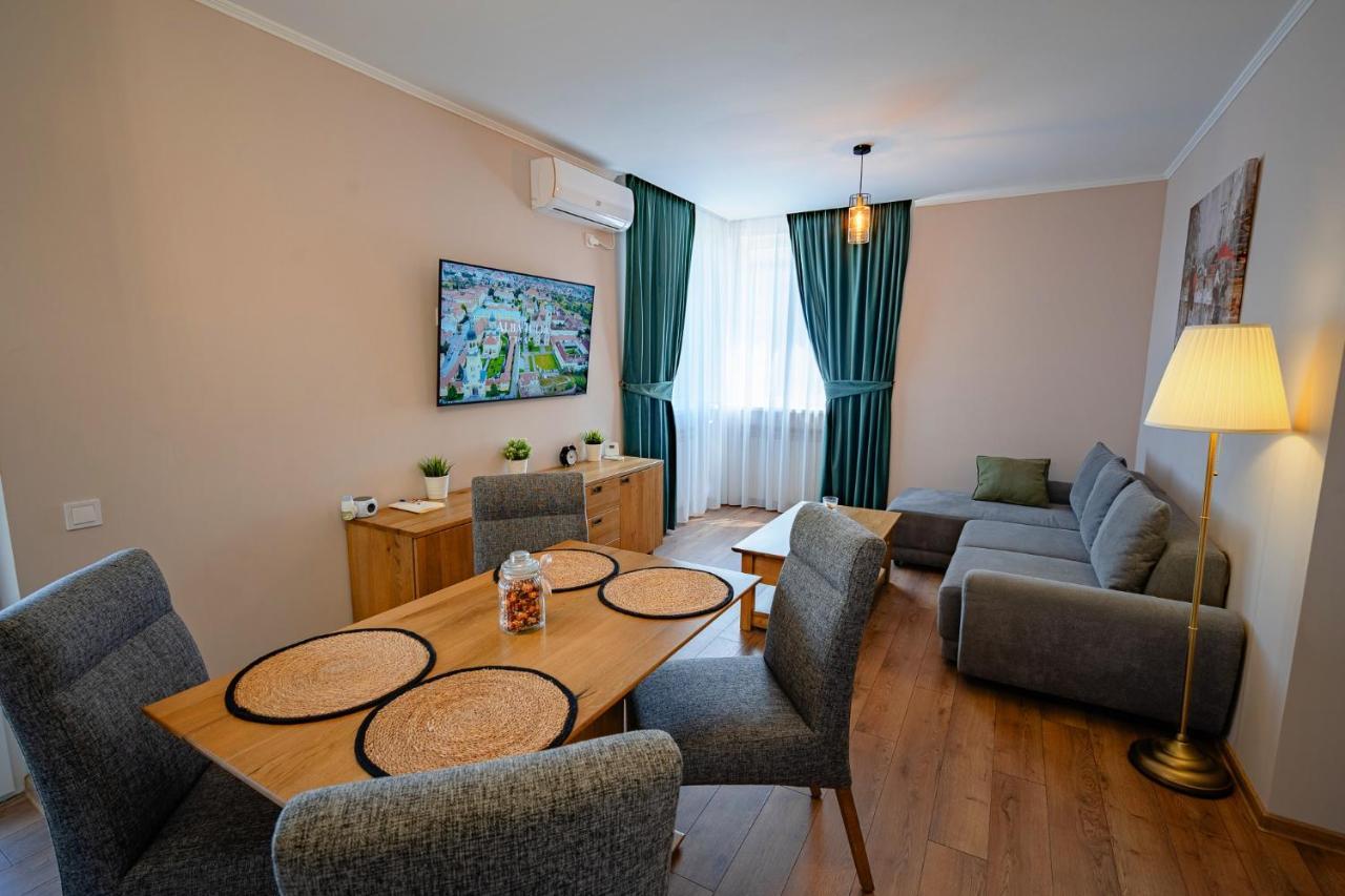 Apartamentul Cetatii Alba Iulia Exteriör bild